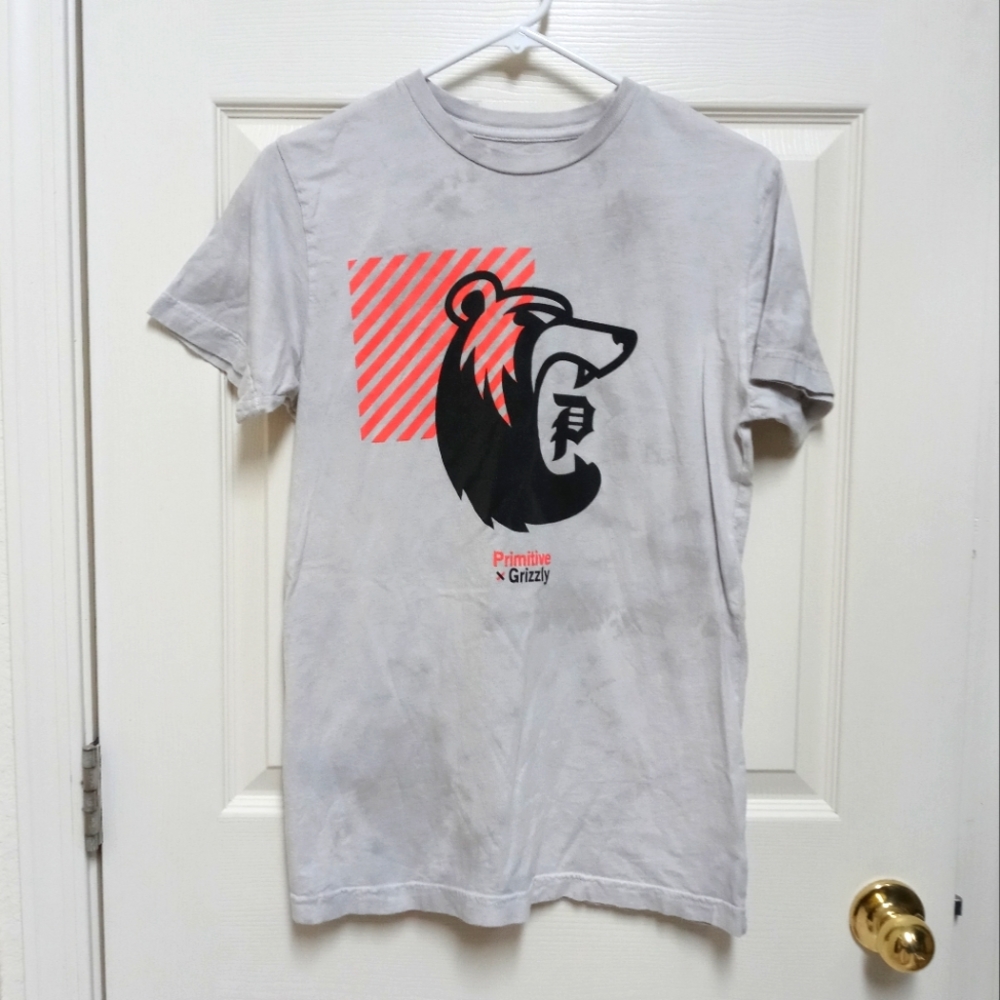 Primitive Grizzly Short Sleeve Tee Shirt in a Light Tie Dye